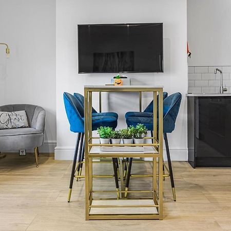 Modern 3 And 2 Bedroom Apartment In Maida Vale Londra Esterno foto