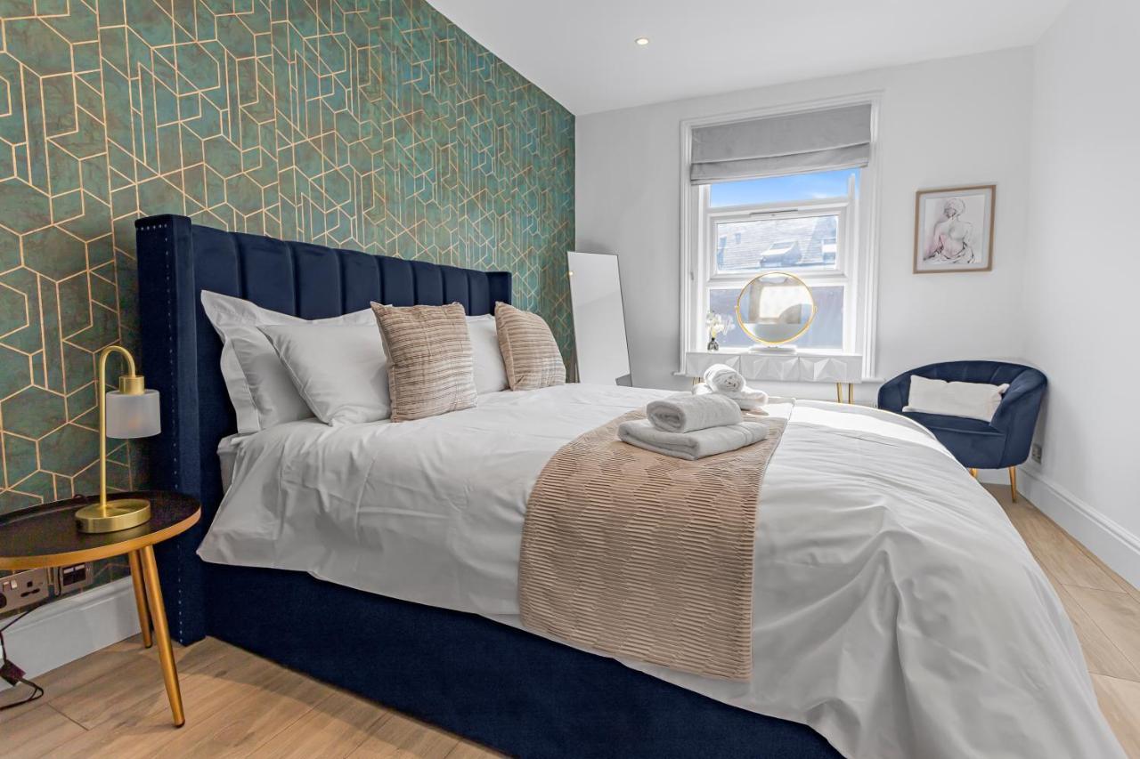 Modern 3 And 2 Bedroom Apartment In Maida Vale Londra Esterno foto